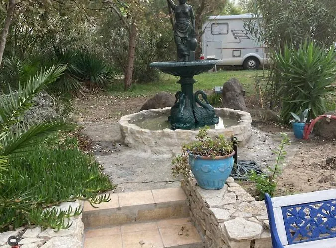 Gasthuis Marseillan Robinson Le Castellas